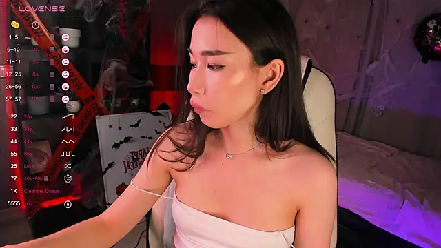 Snapshot of sensualily chatting on October 2025 02:58:01 PM sensualily online show from October 2025 02:58:01 PM