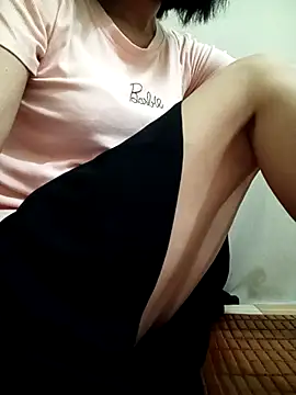 YunLem online show from May 2026 01:40:02 AM