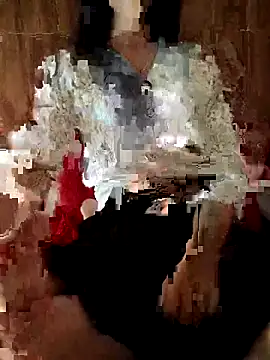 YunLem online show from November 2025 05:00:02 AM