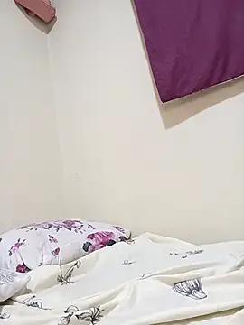 Hotpetite2024 online show from September 2025 04:53:01 PM