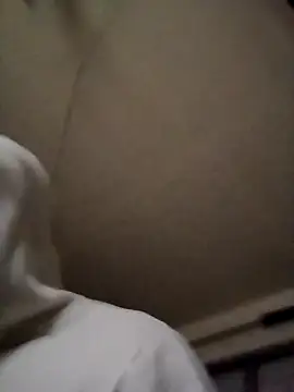 Snapshot of goodboybaddaddy chatting on October 2025 06:09:02 PM goodboybaddaddy online show from October 2025 06:09:02 PM