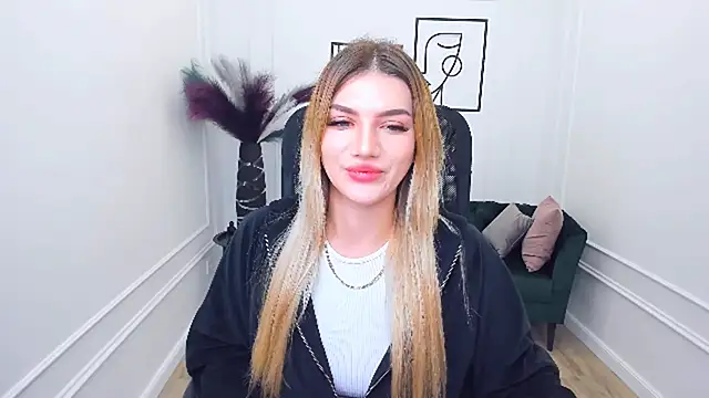 SelenaeMoore online show from September 2025 07:30:01 PM