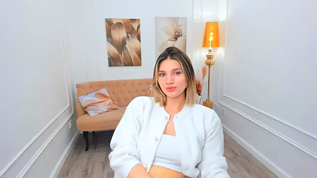 SelenaeMoore online show from April 2026 07:45:01 AM