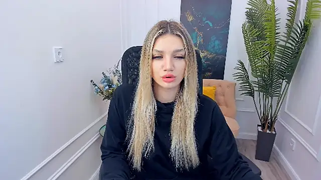 SelenaeMoore online show from January 2026 03:24:01 AM