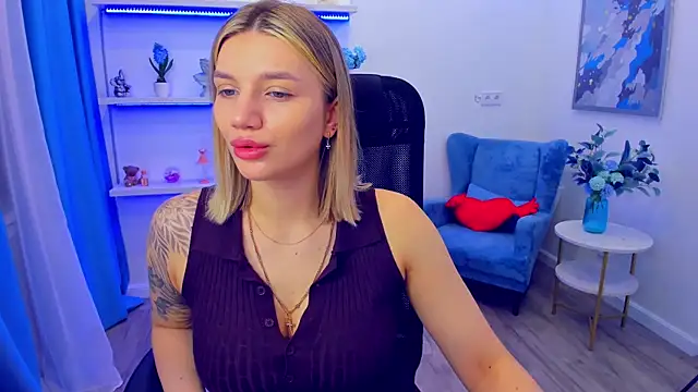 SelenaeMoore online show from May 2026 03:35:01 AM