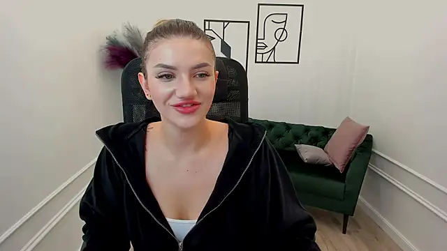 SelenaeMoore online show from October 2025 03:30:02 AM