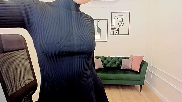 SelenaeMoore online show from November 2025 03:32:02 AM