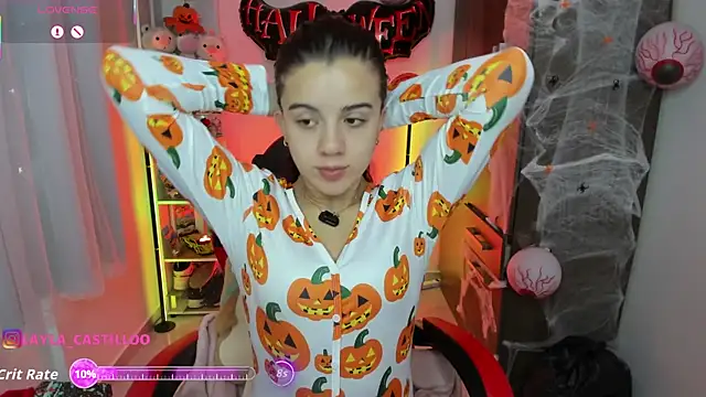 Layla castilloo online show from October 2025 11:45:02 AM