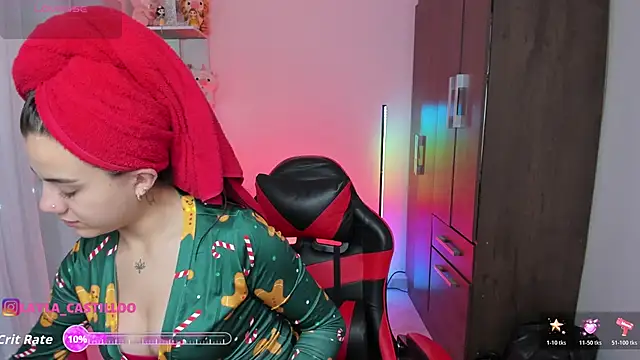 Layla castilloo online show from November 2025 11:36:02 AM