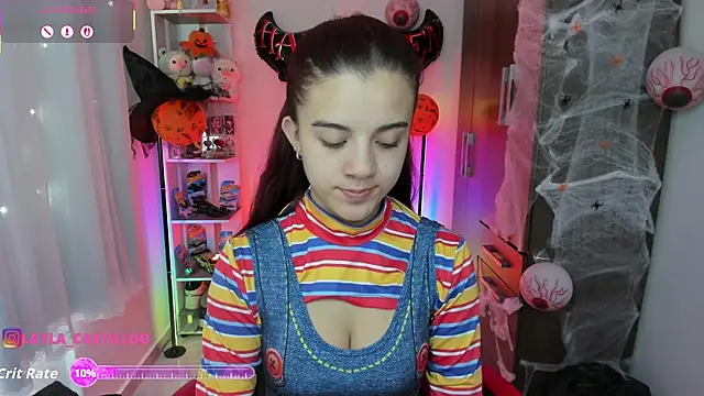 Layla castilloo online show from October 2025 03:23:02 PM