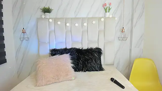 Esteff  o2 online show from February 2025 08:18:01 PM