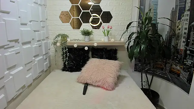 Esteff  o2 online show from February 2025 07:44:02 PM