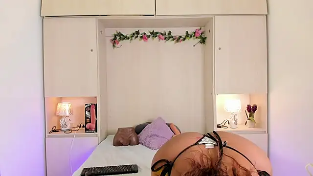 KendallRosse1 online show from November 2025 12:05:02 PM