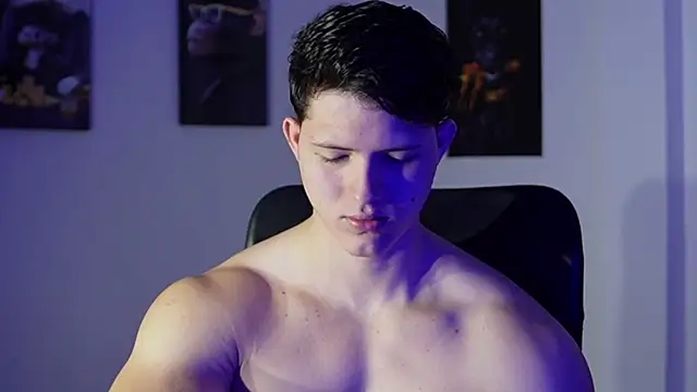 Snapshot of Hazzan_Velez chatting on December 2025 08:25:01 PM Hazzan Velez online show from December 2025 08:25:01 PM