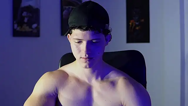 Snapshot of Hazzan_Velez chatting on December 2025 05:47:02 PM Hazzan Velez online show from December 2025 05:47:02 PM