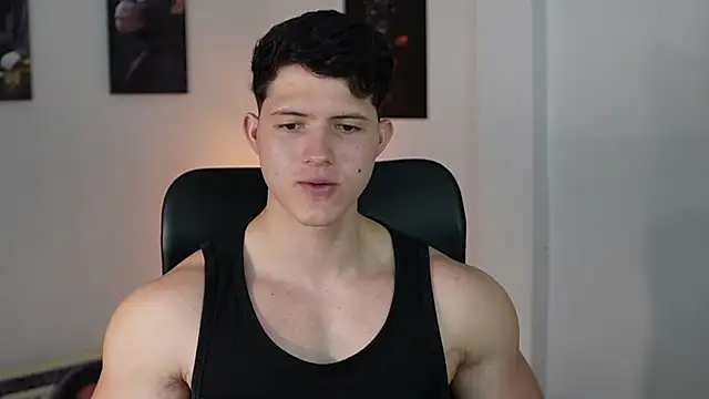 Snapshot of Hazzan_Velez chatting on November 2025 01:20:02 AM Hazzan Velez online show from November 2025 01:20:02 AM