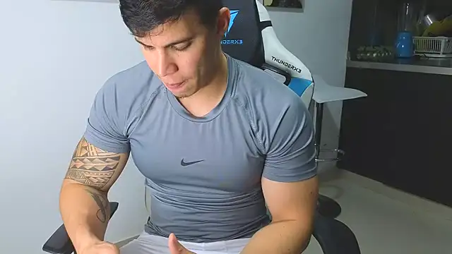 Snapshot of Ethanstill1 chatting on February 2025 02:50:02 AM Ethanstill1 online show from February 2025 02:50:02 AM