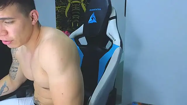 Snapshot of Ethanstill1 chatting on March 2025 03:29:01 AM Ethanstill1 online show from March 2025 03:29:01 AM