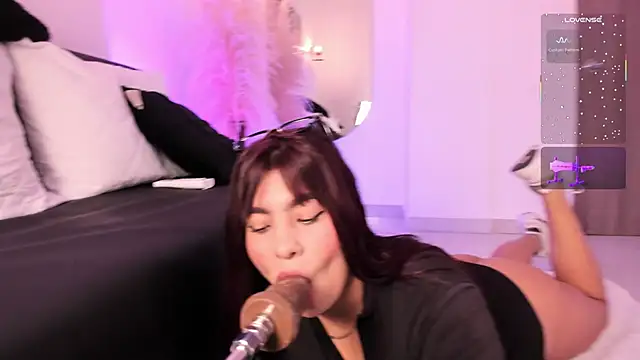 Danna adams01 online show from January 2026 05:49:02 PM