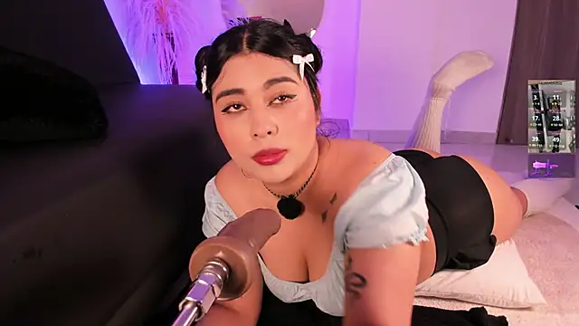 Danna adams01 online show from April 2026 06:09:02 PM
