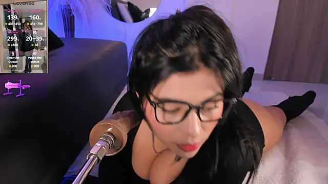 Danna adams01 online show from May 2026 07:43:02 PM