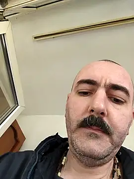 Snapshot of Maryo0001 chatting on October 2025 10:28:02 AM Maryo0001 online show from October 2025 10:28:02 AM