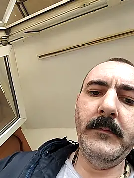 Snapshot of Maryo0001 chatting on November 2025 11:31:01 AM Maryo0001 online show from November 2025 11:31:01 AM