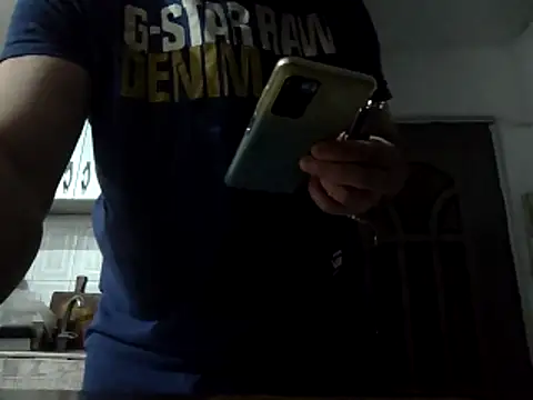 Snapshot of Maryo0001 chatting on November 2025 11:52:01 PM Maryo0001 online show from November 2025 11:52:01 PM