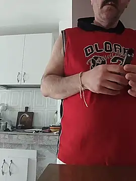 Snapshot of Maryo0001 chatting on March 2026 08:32:01 AM Maryo0001 online show from March 2026 08:32:01 AM