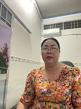 NDith online show from October 2025 09:59:02 PM