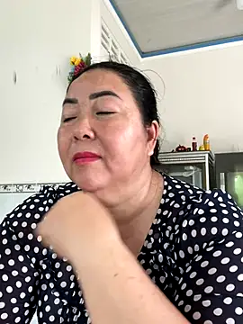 NDith online show from September 2025 02:07:02 AM
