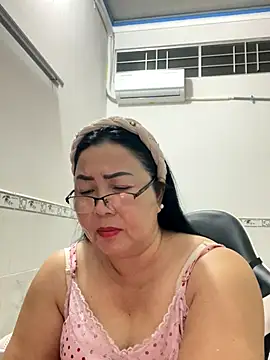 NDith online show from November 2025 04:28:01 PM