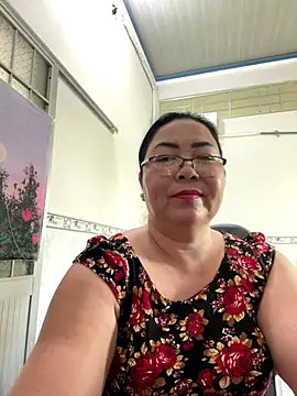 NDith online show from November 2025 04:33:02 AM