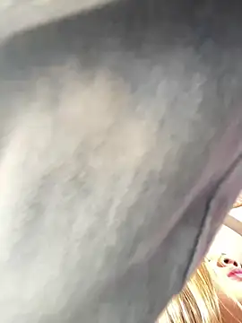 Snapshot of NAUGHTY_LITTLE_18 chatting on December 2024 06:33:02 PM NAUGHTY LITTLE 18 online show from December 2024 06:33:02 PM