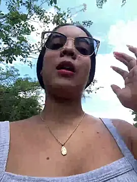 NAUGHTY LITTLE 18 online show from February 2026 04:15:02 PM