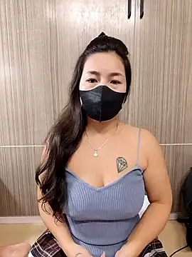 lyna bl online show from September 2025 02:07:01 AM