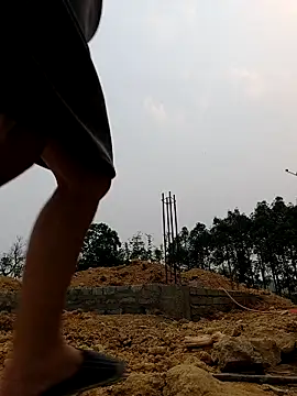 lyna bl online show from April 2026 10:00:02 AM