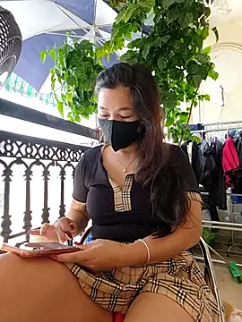 lyna bl online show from November 2025 01:09:01 AM