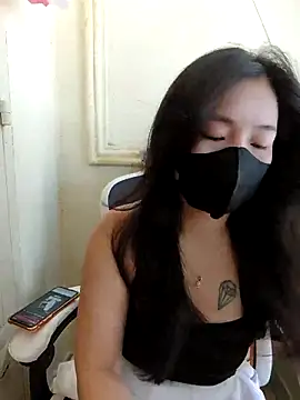 lyna bl online show from March 2025 02:41:02 AM