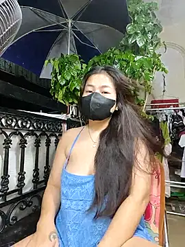 lyna bl online show from October 2025 12:48:02 PM