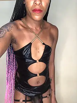 Snapshot of Kylie_Hairy_Bbc chatting on February 2025 10:06:02 PM Kylie Hairy Bbc online show from February 2025 10:06:02 PM