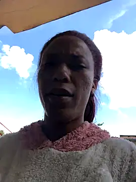 Snapshot of Kylie_Hairy_Bbc chatting on November 2025 01:22:01 PM Kylie Hairy Bbc online show from November 2025 01:22:01 PM