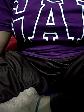 Snapshot of Priya-89 chatting on September 2025 09:45:02 AM Priya-89 online show from September 2025 09:45:02 AM