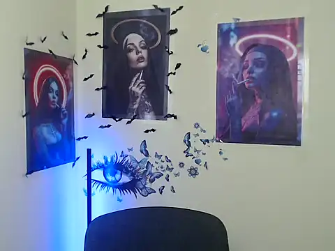 Snapshot of StrangerGi chatting on November 2025 07:07:01 AM StrangerGi online show from November 2025 07:07:01 AM