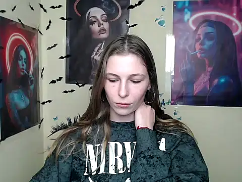 Snapshot of StrangerGi chatting on March 2025 03:52:02 PM StrangerGi online show from March 2025 03:52:02 PM