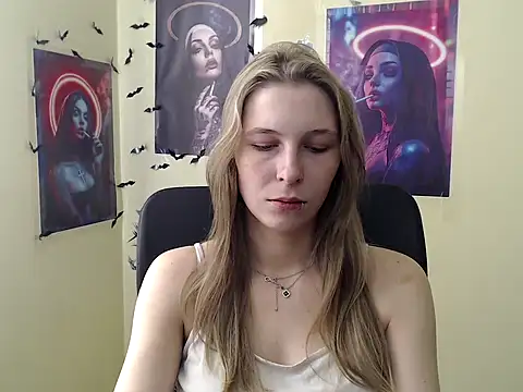 StrangerGi online show from April 2026 05:58:01 AM