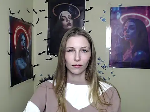 Snapshot of StrangerGi chatting on March 2025 04:03:02 PM StrangerGi online show from March 2025 04:03:02 PM