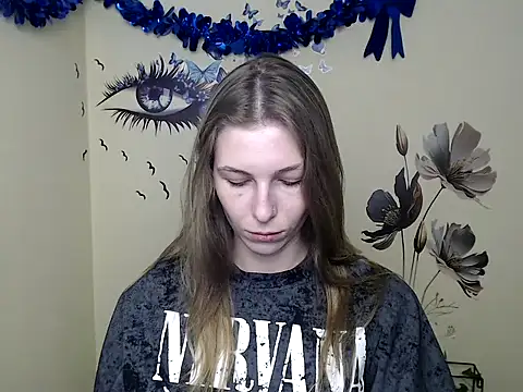 Snapshot of StrangerGi chatting on February 2025 01:00:01 PM StrangerGi online show from February 2025 01:00:01 PM