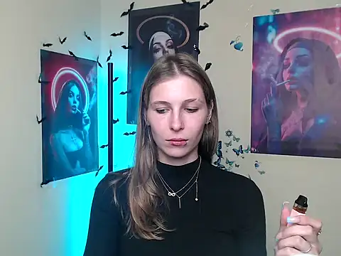 Snapshot of StrangerGi chatting on September 2025 06:30:01 PM StrangerGi online show from September 2025 06:30:01 PM