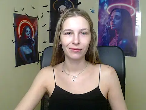 StrangerGi online show from May 2026 06:21:02 AM
